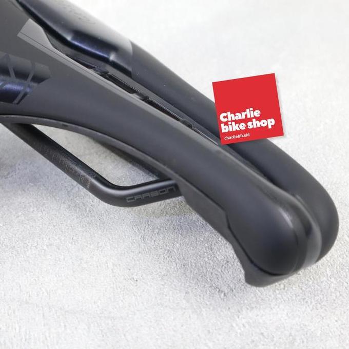jiwana.shop / Triathlon & Time Trial Saddle PRO BRAND Stealth Aero AF TSA 1.1 - 132mm - Sadel Sepeda