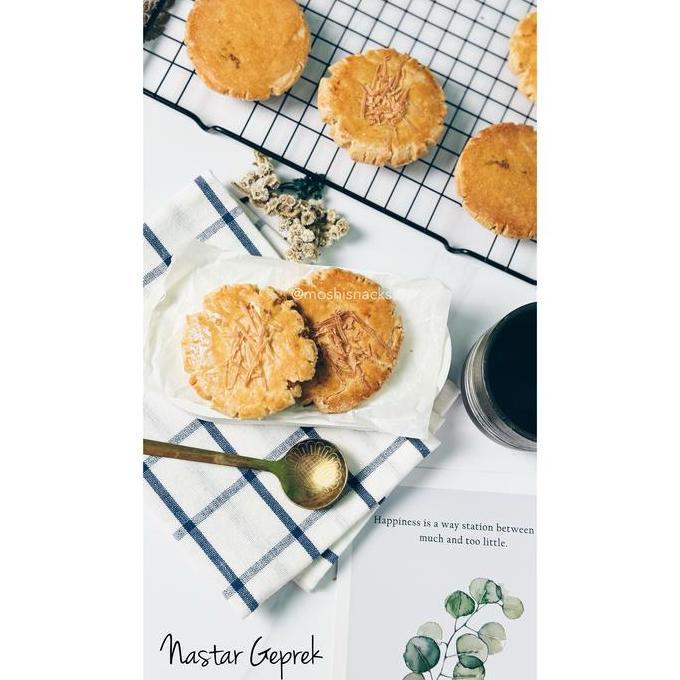 Kue Nastar Geprek d'Hosit Khas Bangka Tanpa Pengawet / Cookies Nastar Gepeng Halal / Nastar Nanas Ke