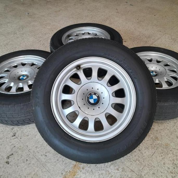 Terlaris Velg Mobil Bekas Bmw Ring 15 + Ban