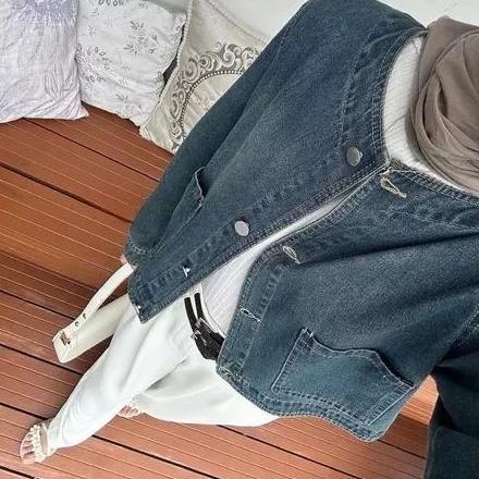 Serdapratama - Clara Jaket Jeans Oversize Model Crop