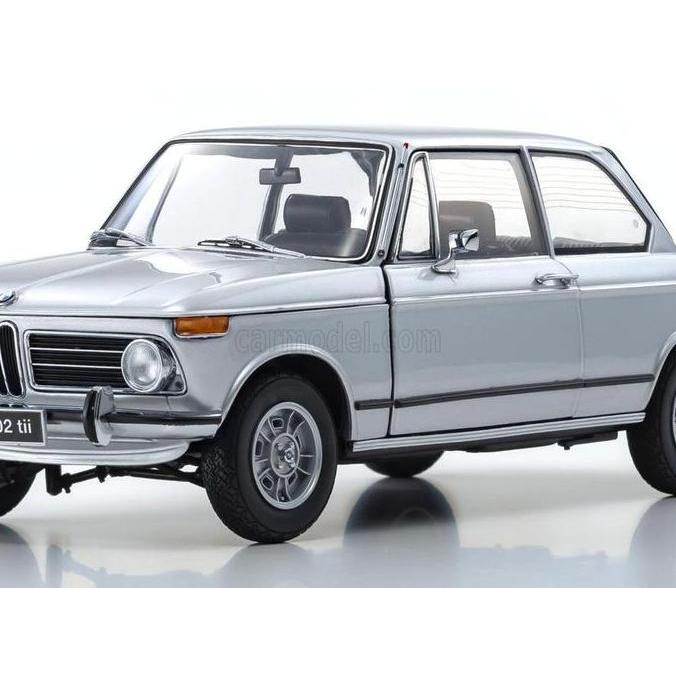 1/18 KYOSHO BMW 2002 Tii SILVER