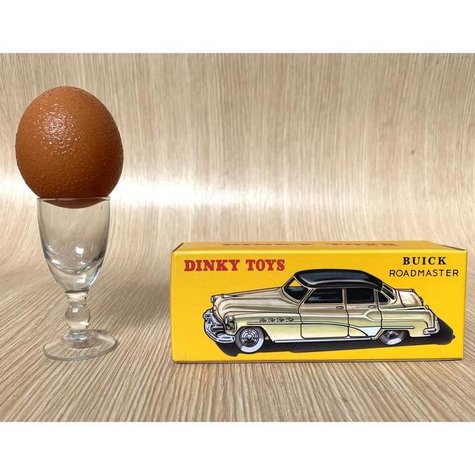 1:43 Diecast Dinky Toys Buick Roadmaster "With Box"