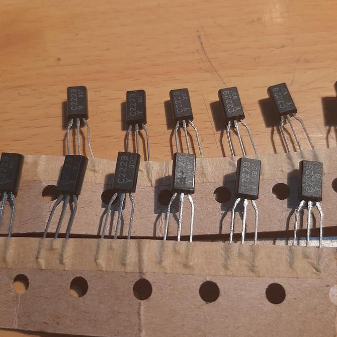 TRANSISTOR 2SC2229 2SC 2229 C2229 C 2229 NOS WHITE MARKING SANYO SAF12