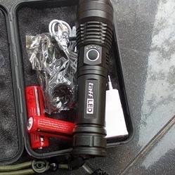 Paket Lengkap Senter Led Tactical 200000 Lumens Xhp 50 -  Kualitas Cahaya Super Terang
