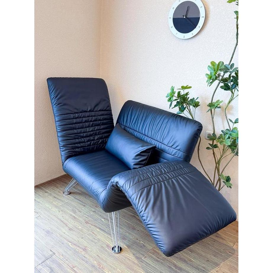 Alaris Lounge Chair // Perlengkapan Rumah // Furniture // Lounge Chair // Kursi Unik