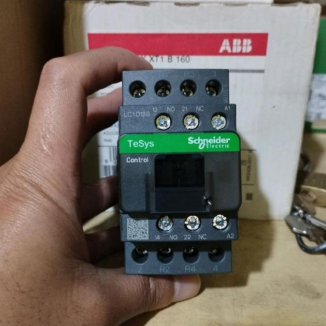 cv.lawususanto / kontaktor schneider 4P 2NO-2NC 25A LC1D128B7 24V LC1D128D7 42V LC1D128E7 48V LC1D12