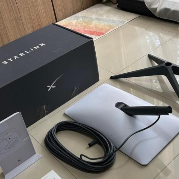 Starlink Kit Satelit Antena Internet Wifi 300Mbps + Paket Data Internet Originalll