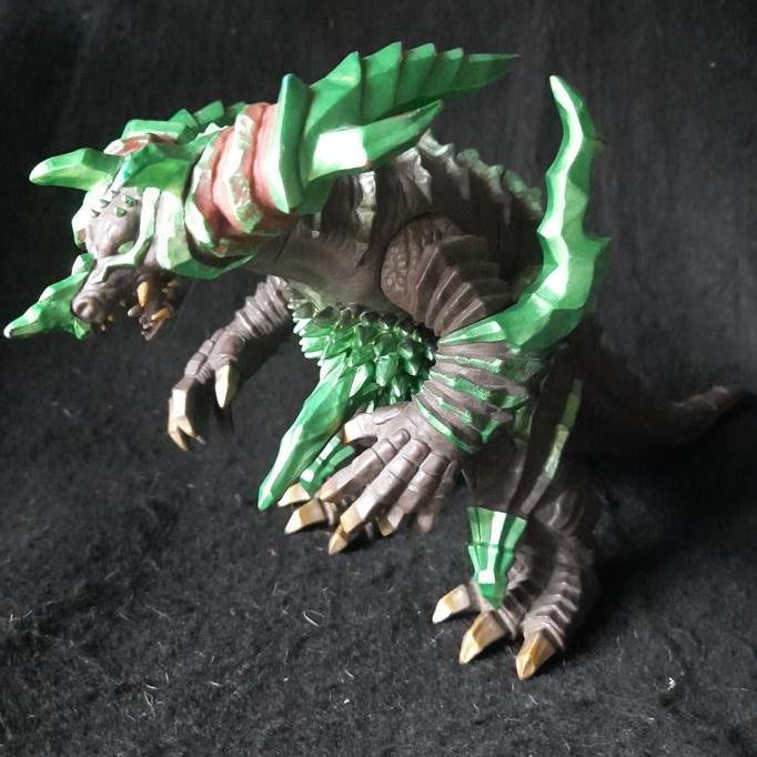 Ultra Monster Series DX Earth Gomora by Bandai