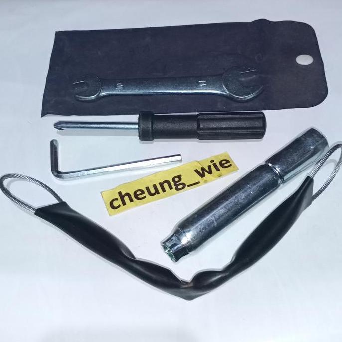 Tool kit kunci busi set gantungan helm Honda CB150R - CBR 150