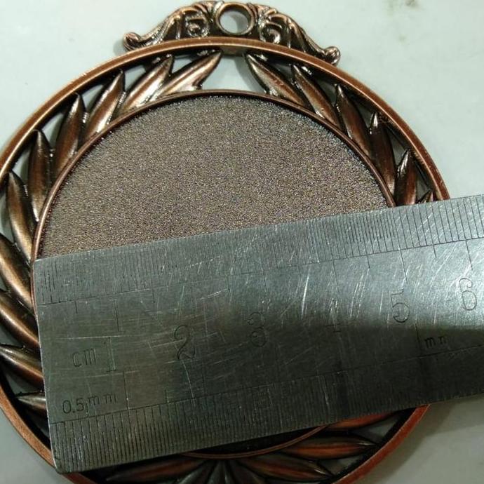 Medali Logam Polos include tali