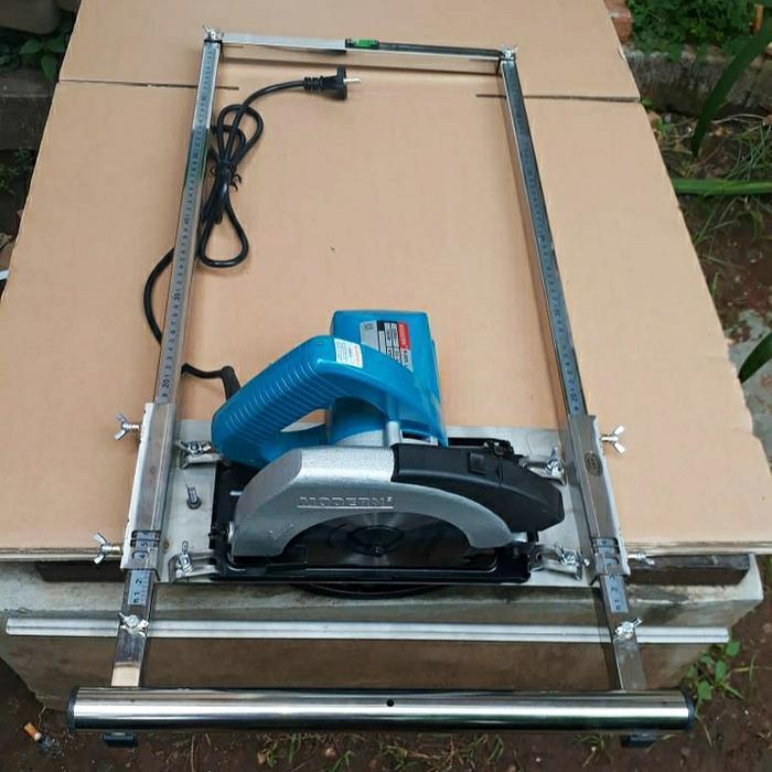 Circular Saw Track Guide / Sirkel Jig - Track Saw