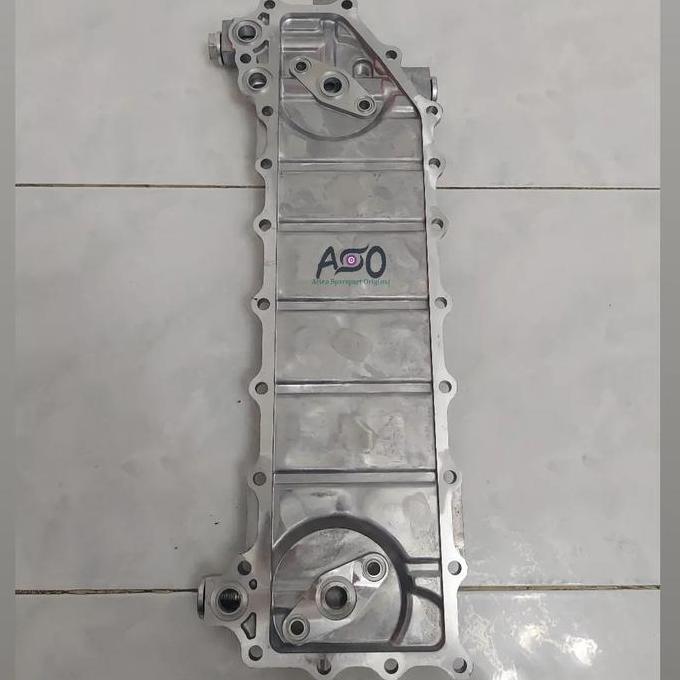 Oil Cooler Cover Fuso 6D24