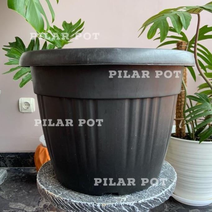 Pot Bunga Tanaman Plastik Grace 35 Hitam Kuping Bahan Tebal - GRACE 35 HITAM KUPING