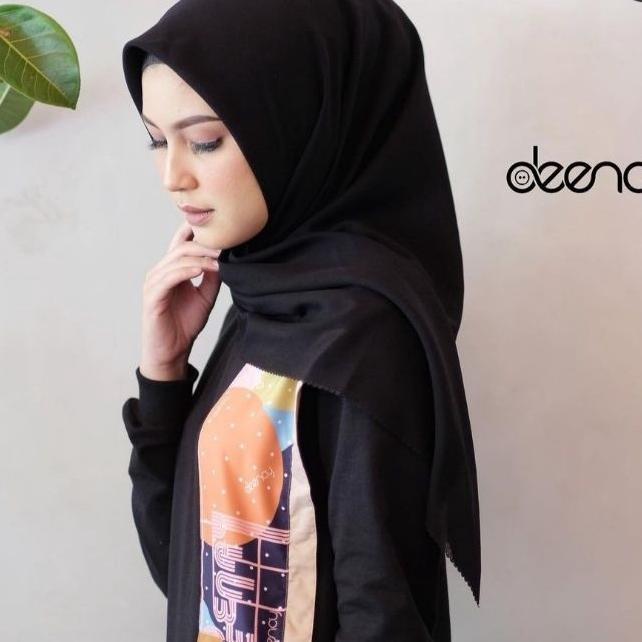 Deenay- Liza Hitam Hijab Segi Empat Polos Original