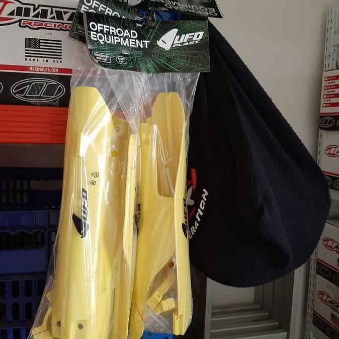 cover shock forkguard depan usd Suzuki RM 250 RMZ 250 450 sepasang