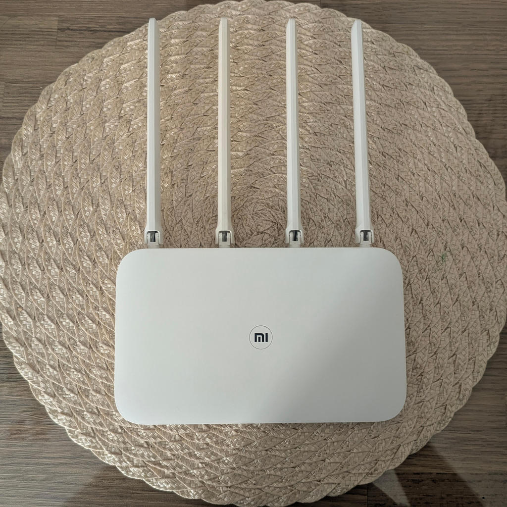 Xiaomi Wifi Router 4 512MB RAM 128MB ROM MT7621A 1 GHz dengan OpenWrt