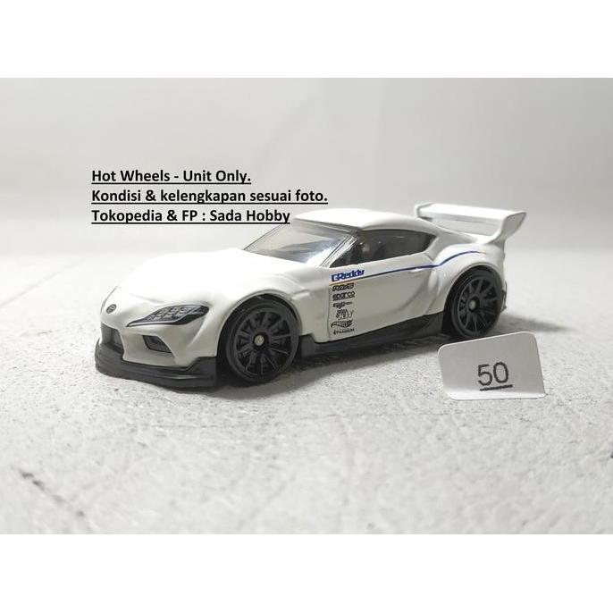 HOT WHEELS HOTWHEELS SPEED GRAPHICS TOYOTA GR SUPRA PUTIH UNIT ONLY MIX99