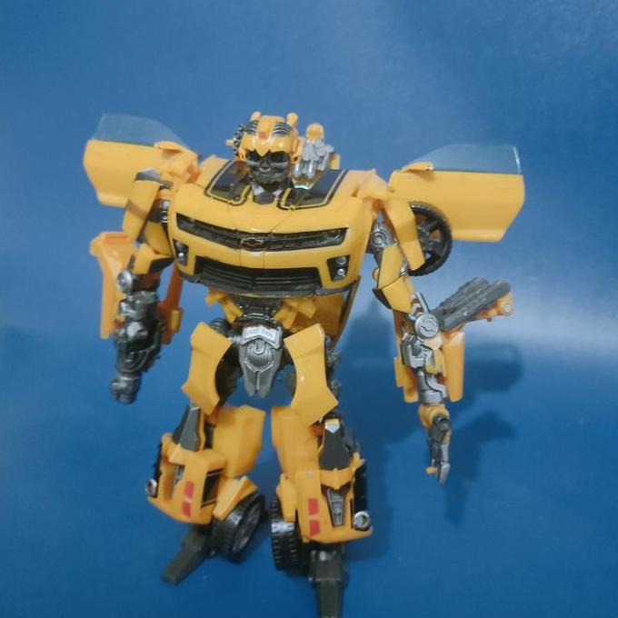 TRANSFORMERS HUMAN ALLIANCE BUMBLEBEE HASBRO MIXX27