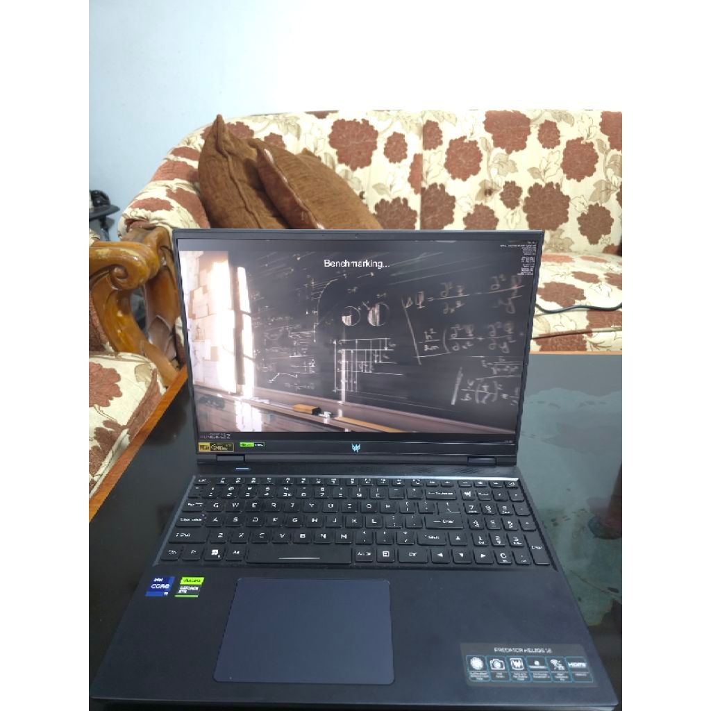 laptop gaming high end rtx4080 acer predator helios ph16-71