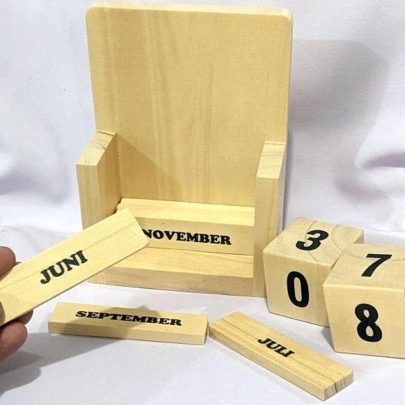 Kalender Kayu Abadi | GERAI MAINAN EDUKATIF WS