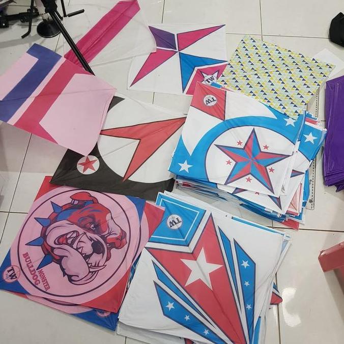 Bestseller- (1 pack) Grosir layangan sablon 55-58 murah bagus untuk dijual kembali / layangan anak /