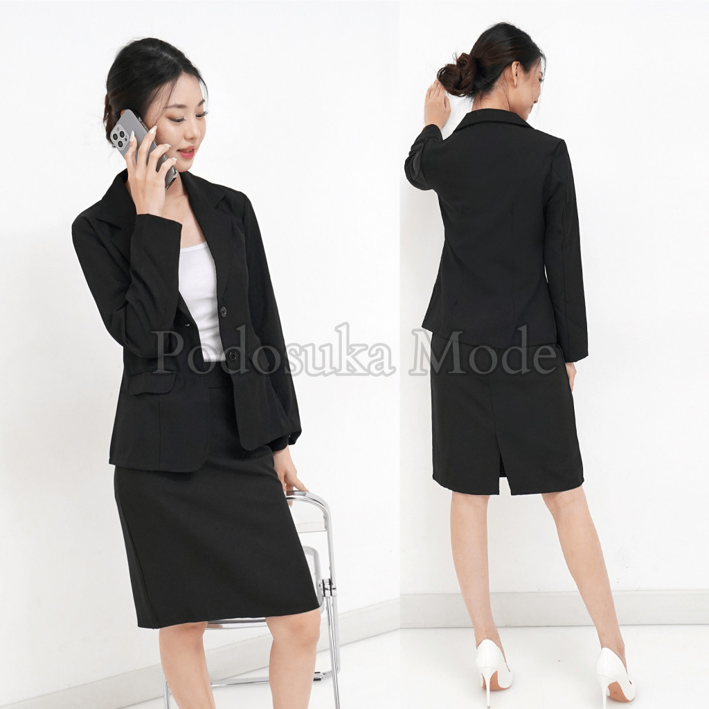 One Set Blazer Wanita Dan Rok Pendek Semiwoll