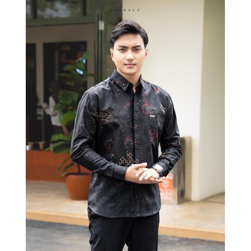 Laskala Batik Premium Anggoro Kemeja Batik Pria Slimfit Lengan Panjang