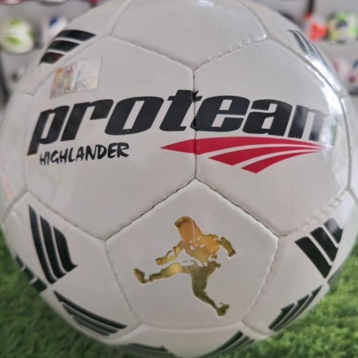 Bola Sepak Proteam Size 5