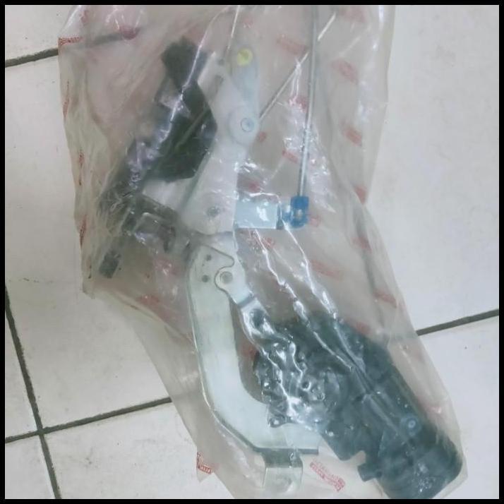 TERLARIS DAIHATSU ORI DOOR LOCK PINTU DEPAN/LH KIRI TARUNA 69040-87Z04 