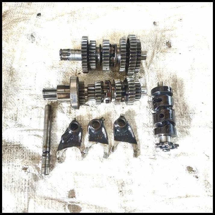 HOT DEAL GIGI RASIO HONDA GL 100 ORIGINAL COPOTAN SATU SET 