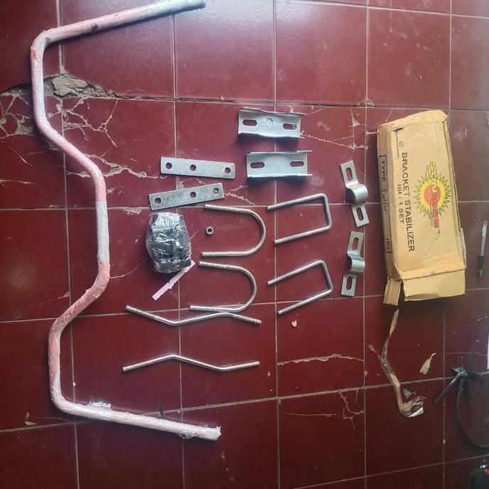 Stabilizer Belakang Mobil Panther New / Panther Royal / Panther Kotak Komplit Harga Khusus