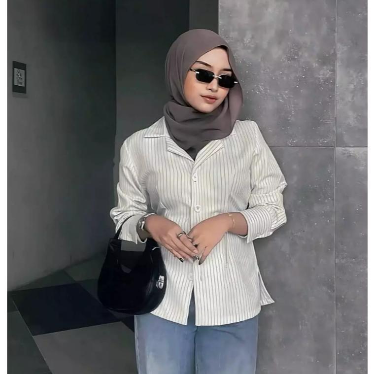 Esme Blazer - Fitted Stripe Shirt Blazer Semi Wool Atasan Wanita Lengan Panjang Blazer Formal & Casu