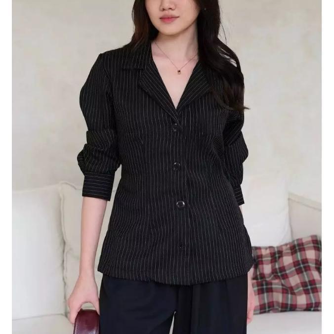 Esme Blazer - Fitted Stripe Shirt Blazer Semi Wool Atasan Wanita Lengan Panjang Blazer Formal & Casu