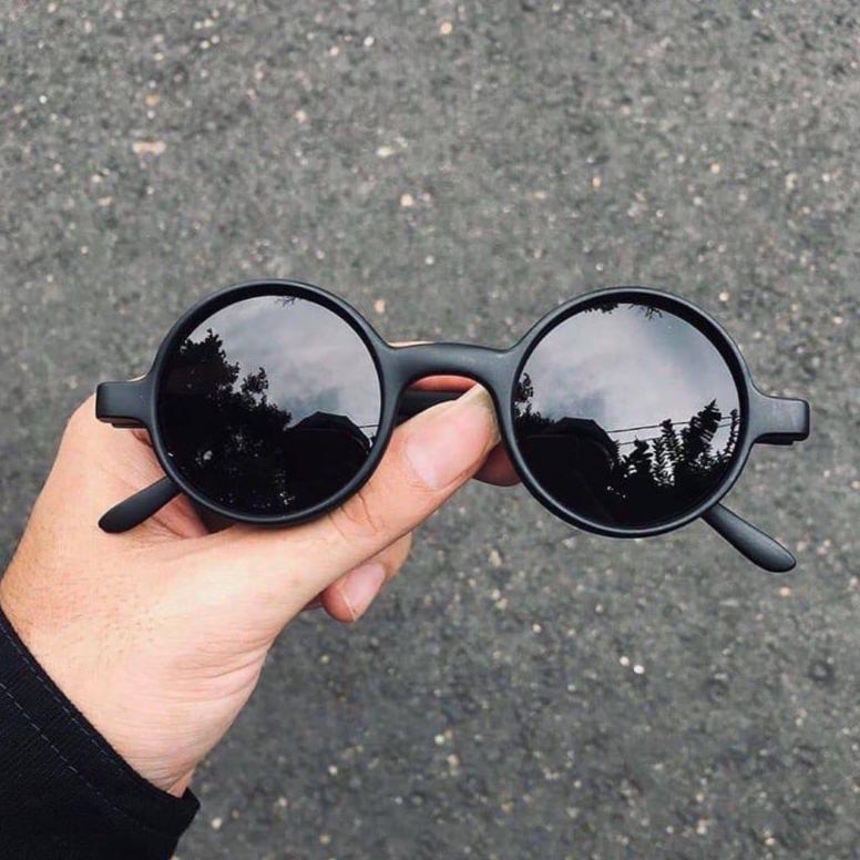 Original Kacamata John Lennon Hitam Bulat Doff Plastik Kokoh