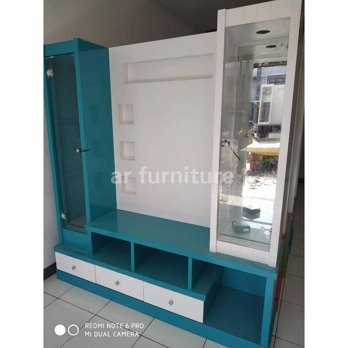 Sekat ruangan / partisi minimalis, buffet rak tv tinggi minimalis