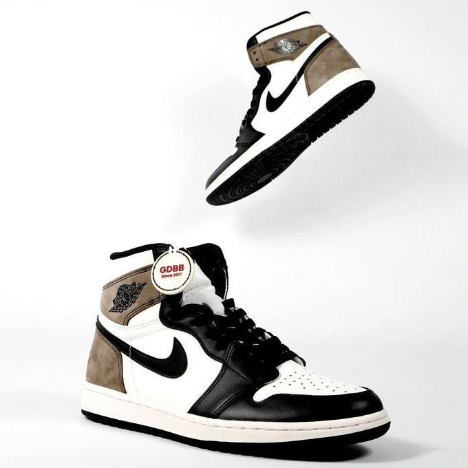 Air Jordan 1 Retro High OG Dark Mocha White Brown Authentic