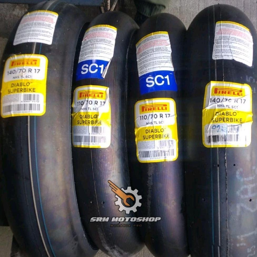 Sepasang Ban Slick Pirelli 110/70-17 & 140/70-17 Diablo Superbike SC1 Radial Tipe Tubles Soft Compou