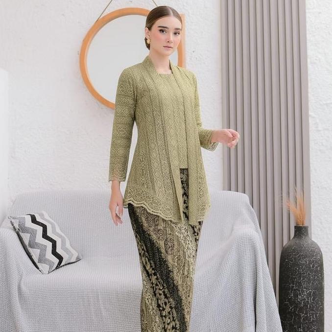 Kebaya Modern Wanita Burkat Kutu Baru Mika Atasan Wisuda LM