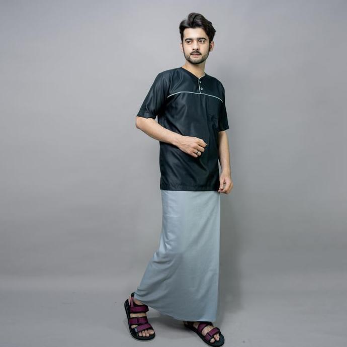 Katsae - Sarung Pria Dewasa Motif Sarung Polos Abu - Abu / Sarung Sholat Pria / Sarung Laki Laki Dew