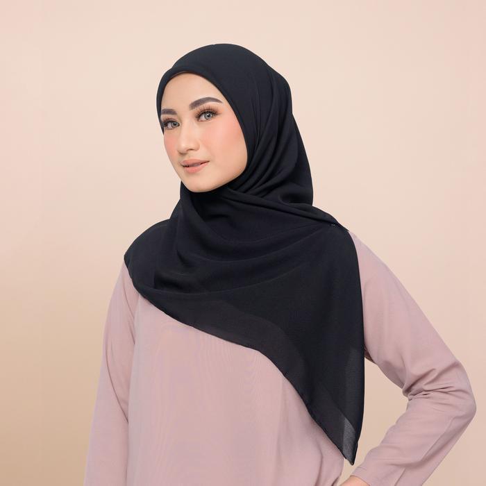 Bisa Cod - Zm Zaskia Mecca - Sana Black Hijab Polycotton Hitam - Kerudung Segi Empat Square Lembut N