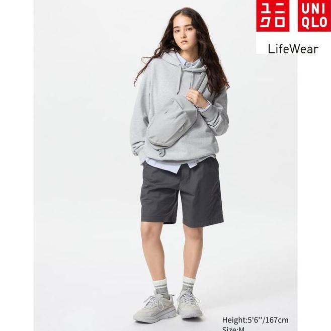 Uniqlo Celana Pendek Uniqlo Celana Pendek Rileks Stretch 02