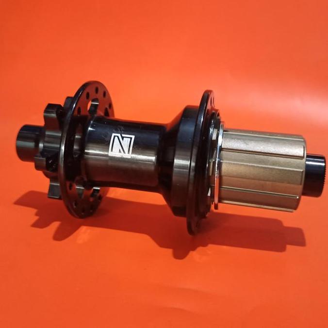 Hub Belakang Freehub TA 12x135 mm 32 Hole