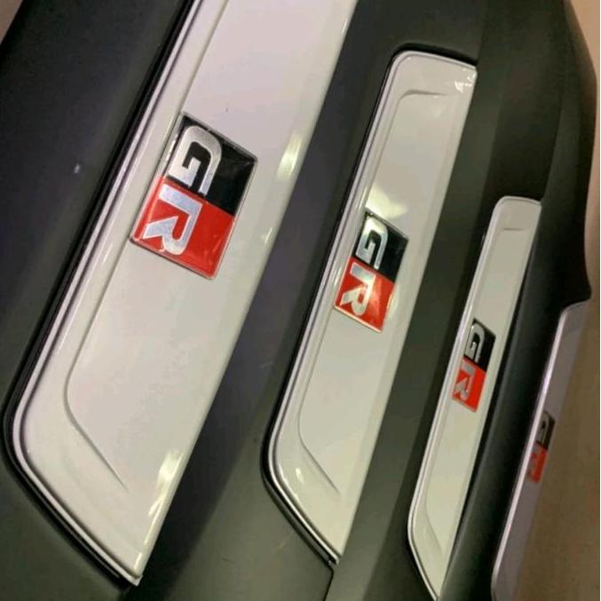 Fender Hilux 2021 - 2024 Revo