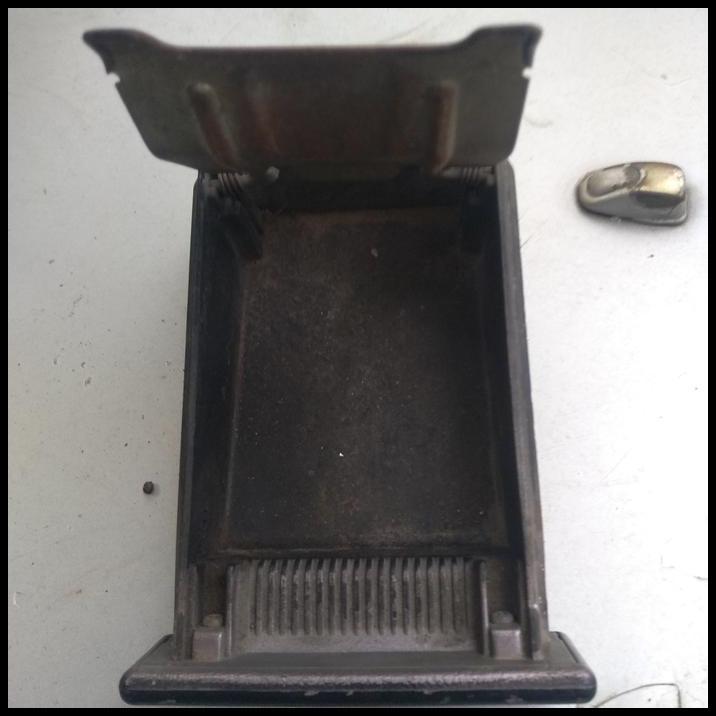 TERLARIS ASBAK DASHBOARD CIVIC WONDER 84-87 