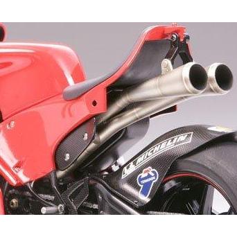 New  TAMIYA 14101 DUCATI DESMOSEDICI