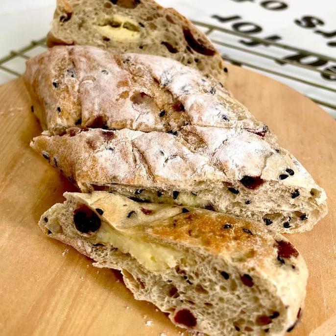 Xfood- Cranberry Cheese Sourdough Bun - Soft And Chewy