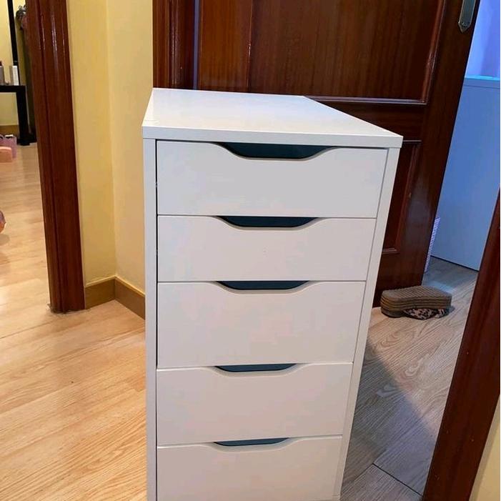 Kabinet Minimalis Lemari Buku Tempat Barang Tempat Kosmetik Kamar Tidur