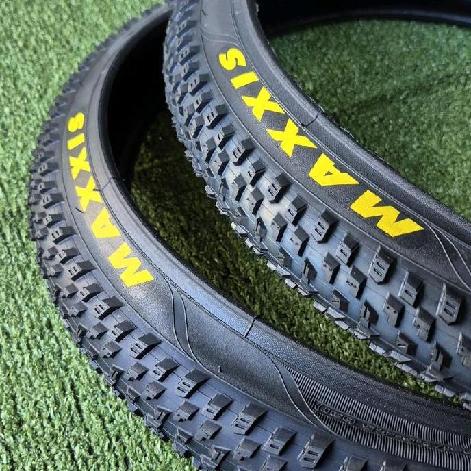 Ban Luar Maxxis PACE 20 x 2.10 Nylon Wire Vietnam New