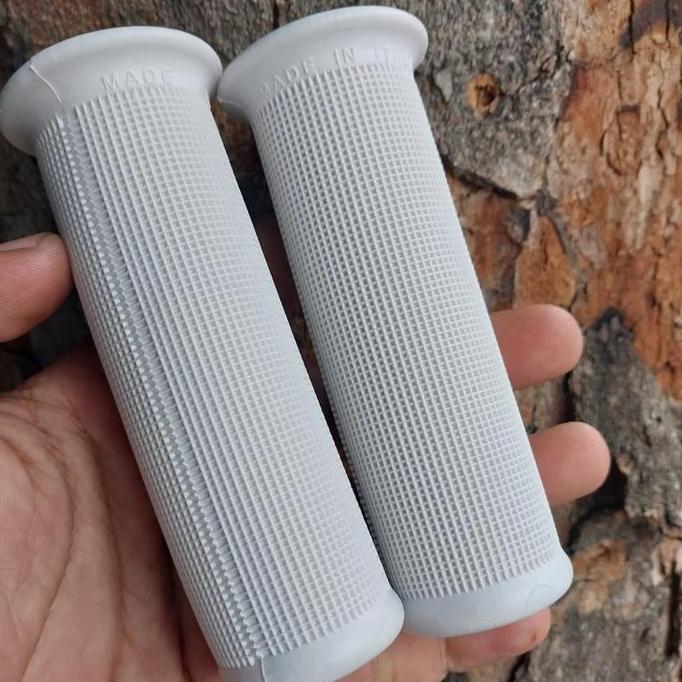 CORNUE vespa hanspat /grip stang vespa vbb vnb vba new produk size 22 /23