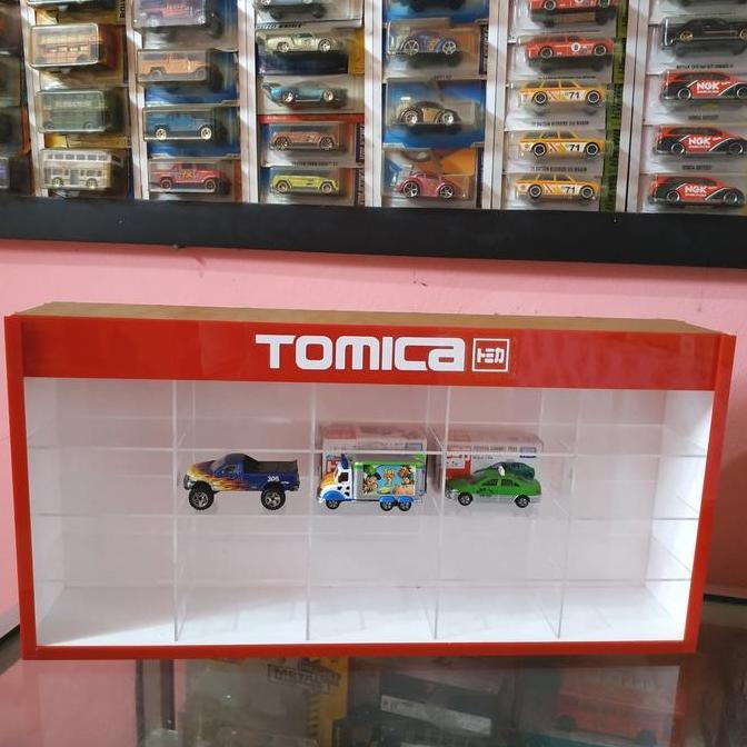 RAK TOMICA FULL AKRILIK